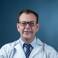 Dr. Fernando Enrique Guzmán García