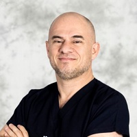 Dr. Wifrido León V.