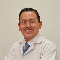 Dr. Darwin Homero Simbaña Lincango