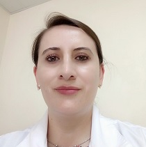 Dra. Adriana Proaño
